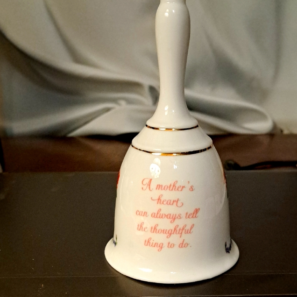 White/Gold Decorative Bell with Pink Roses/a Mother's Heart Can Always Tell...